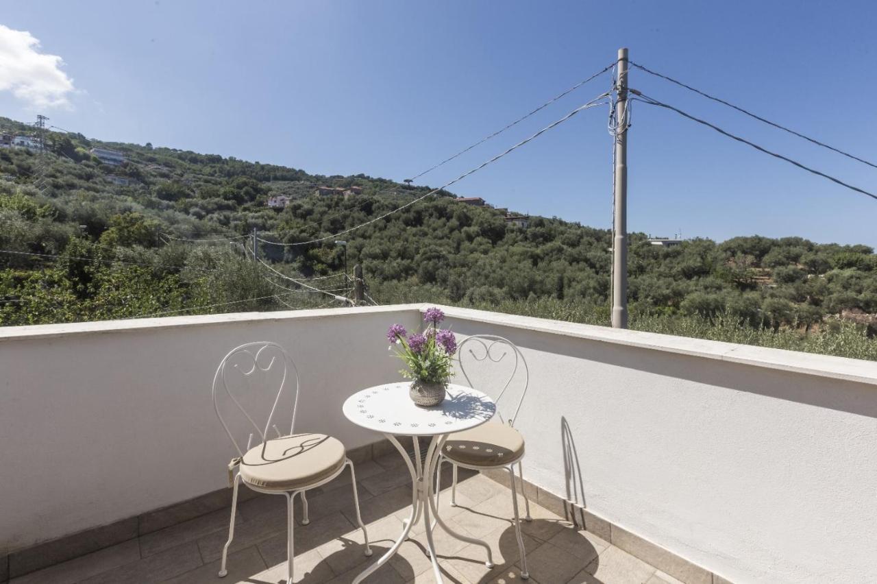 索伦托La Terrazza Sul Golfo别墅 外观 照片