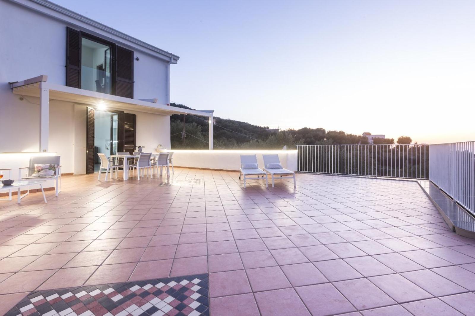 索伦托La Terrazza Sul Golfo别墅 外观 照片